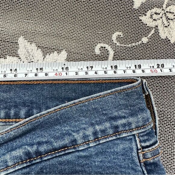 Levi’s Plus Size Wedgie Skinny Jeans with Raw Irregular Hem Sz 20 - Picture 13 of 16